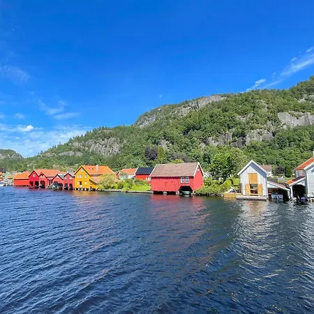 Härligt Hem I Med Kök